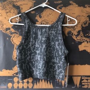 Lululemon 🍋 Athletica Power Pivot Tank